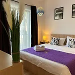 Lipatti 15 Premium By Glam - Parking Option Apartment