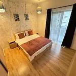 Lipatti 15 Premium By Glam - Parking Option * Timisoara