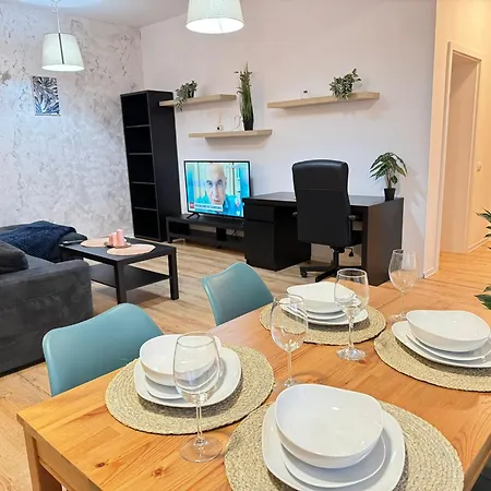 Lipatti 15 Premium By Glam Apartament