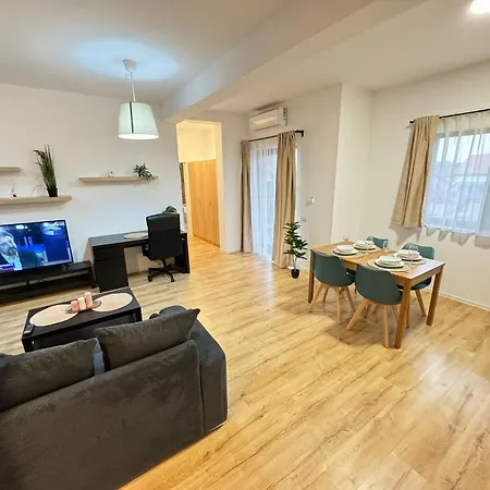 Lipatti 15 Premium By Glam Timişoara