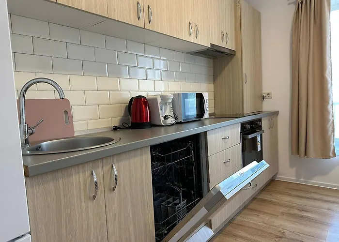 Lipatti 15 Premium By Glam * Timişoara