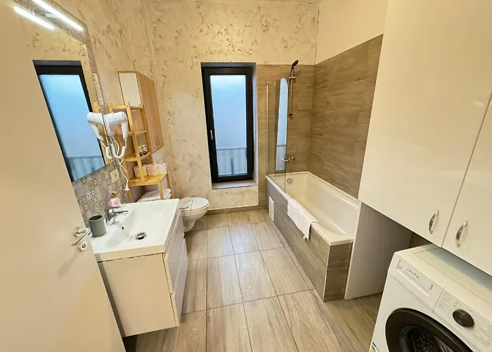 Lipatti 15 Premium By Glam *