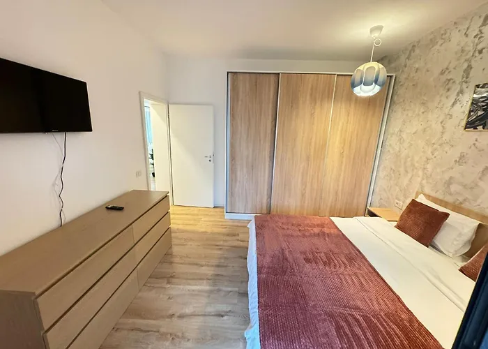 Lipatti 15 Premium By Glam *