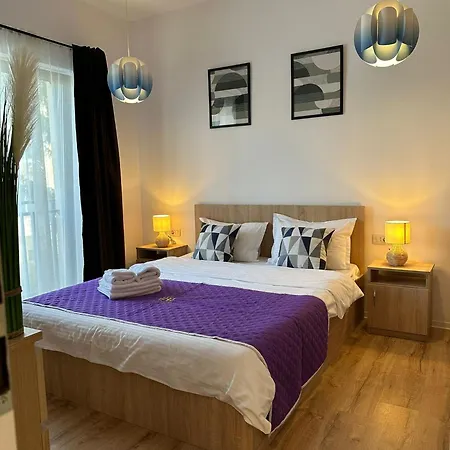 Lipatti 15 Premium By Glam *